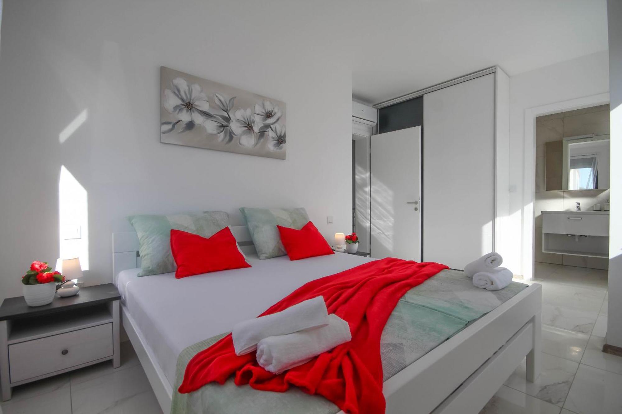 Villa Essenza Vita In Vodice Only 650 Meters From The Beach Exterior photo